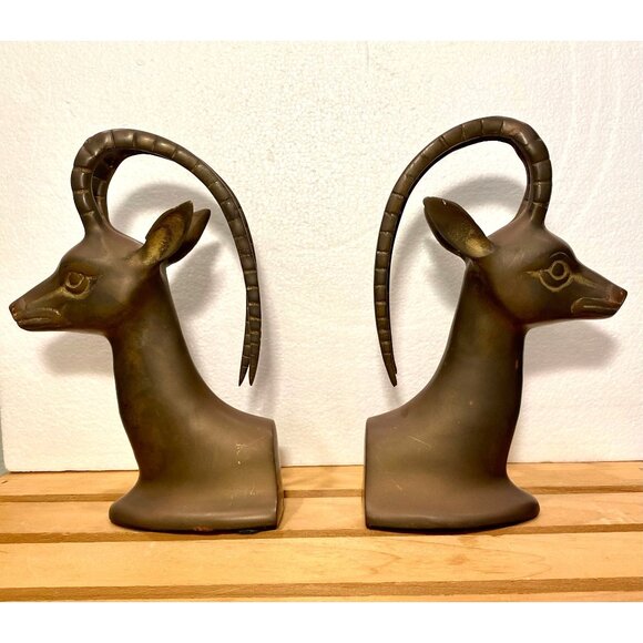 Vintage Mid Century Brass Gazelle/Ibex Bookends Pair MCM Home Decor Hollywood Re - Picture 3 of 7